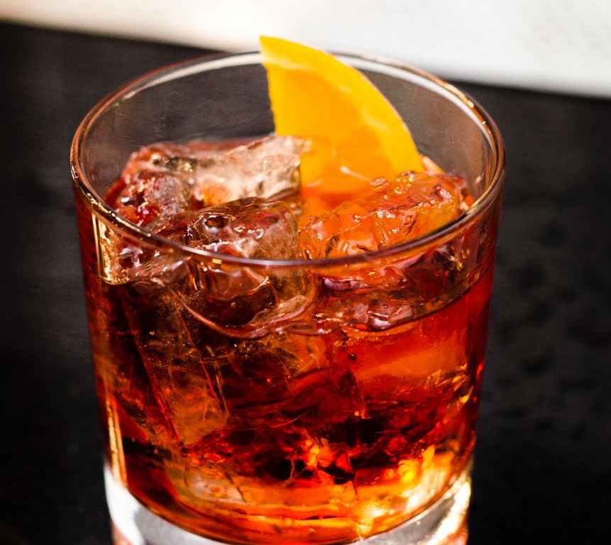 photo of a glass of negroni cocktail